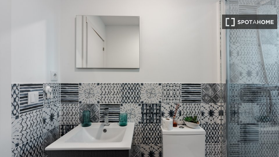 Apartment Porto, 4 beds, 105m² — photo 7