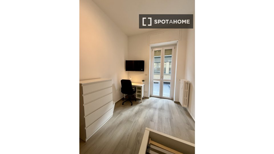 Double room Turin, 4 beds, 100m² — photo 6