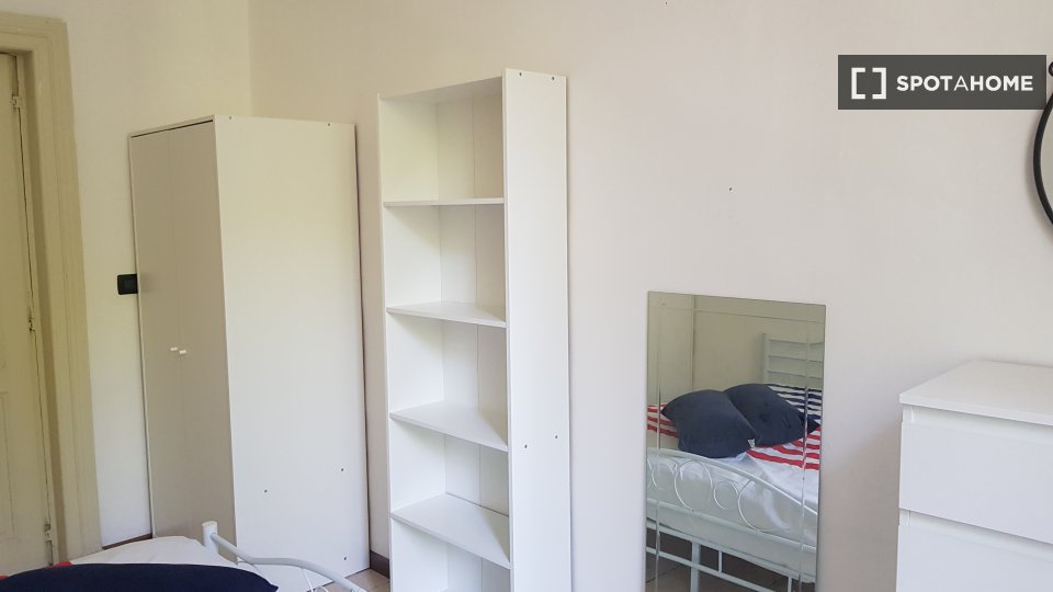 Double room Turin, 5 beds, 122m² — photo 15