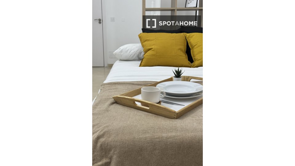 Double room Madrid, 6 beds, 150m² — photo 2