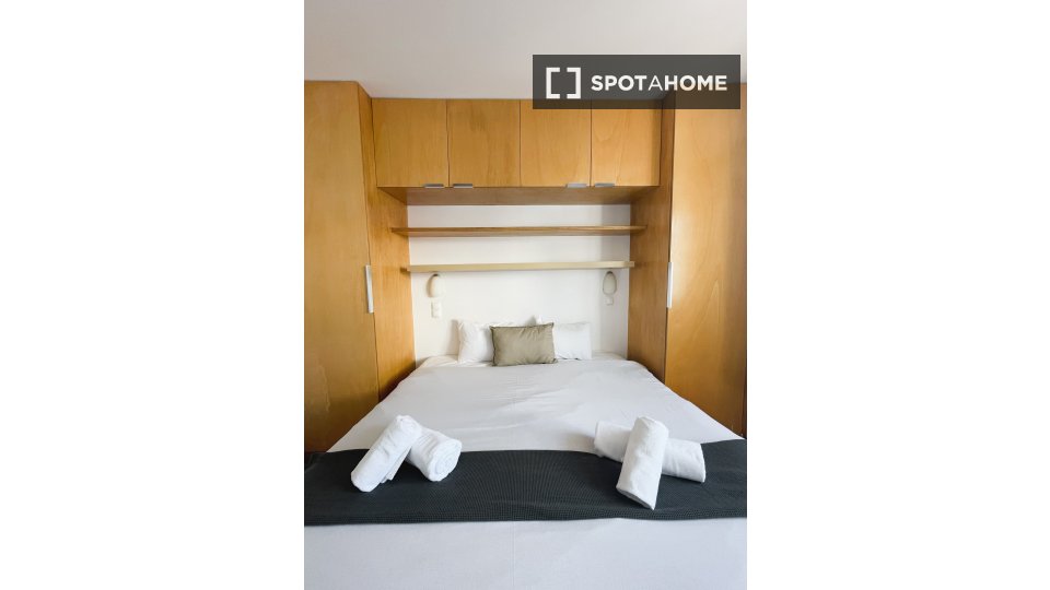 Apartment Lisbon, 2 beds — photo 29
