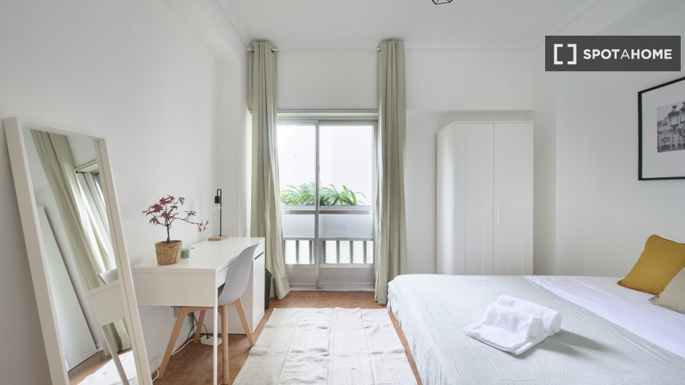 Double room Lisbon, 7 beds — photo 4