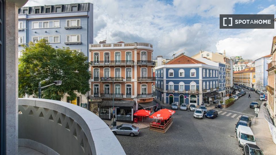 Apartment Lisbon, 1 bed — photo 2