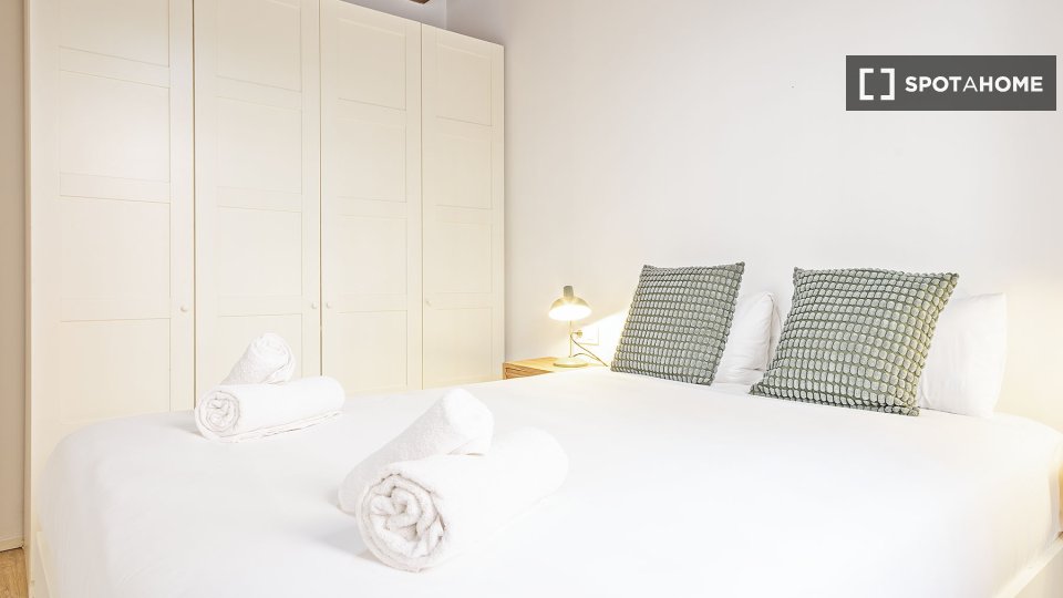 Apartment Barcelona, 2 beds, 85m² — photo 27