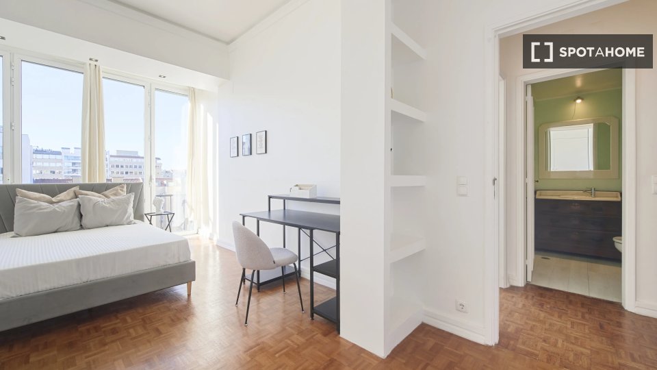 Double room Lisbon, 7 beds — photo 1