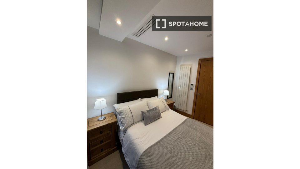 Apartment London, 2 beds, 68m² — photo 5