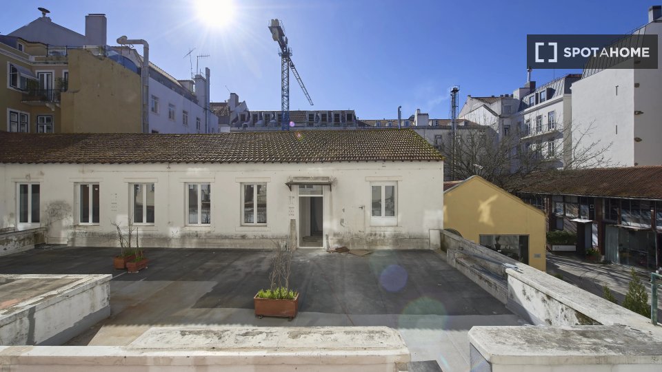 Double room Lisbon, 9 beds — photo 14
