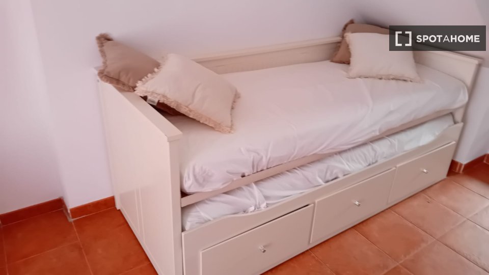 Apartment Almeria, 2 beds — photo 18