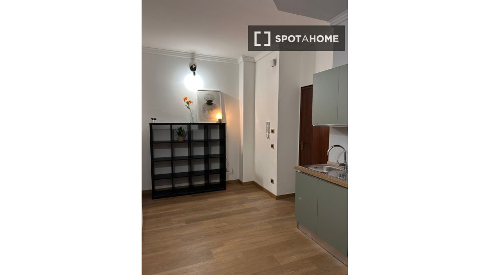 Double room Brescia, 5 beds — photo 7