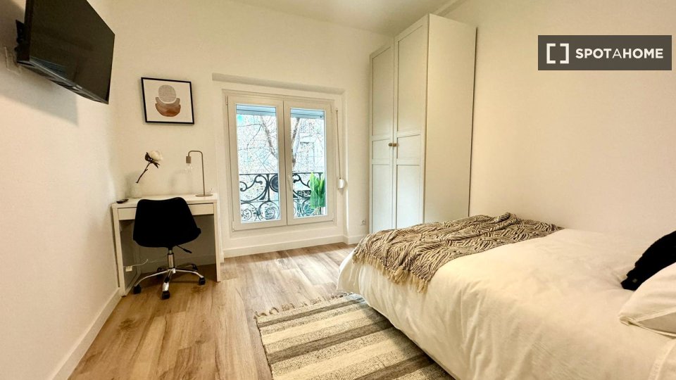 Double room Madrid, 7 beds — photo 14