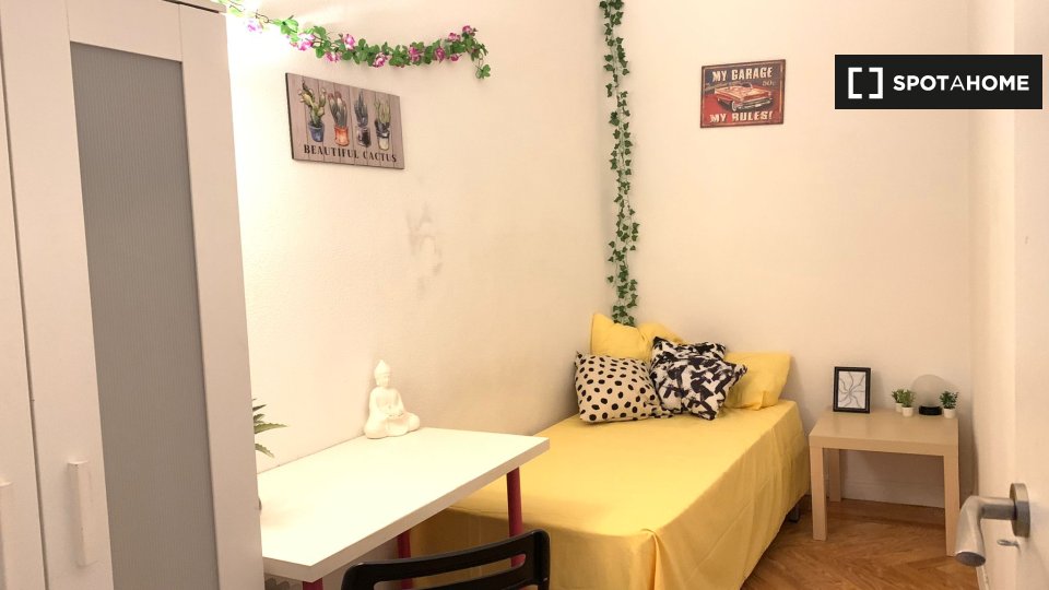 Double room Madrid, 9 beds — photo 4
