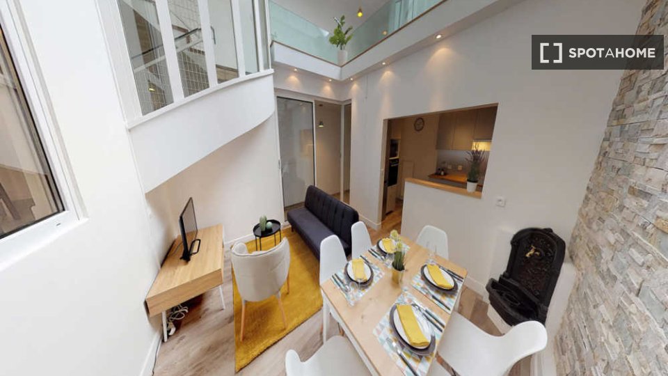 Double room Paris, 5 beds, 140m² — photo 10