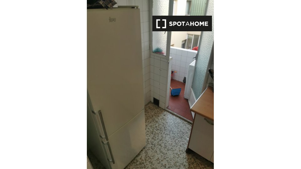 Double room Granada, 4 beds, 100m² — photo 3