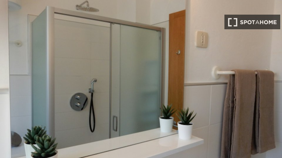 Double room Trento, 3 beds — photo 5