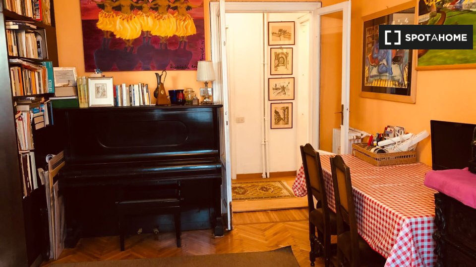 Double room Milan, 2 beds — photo 7