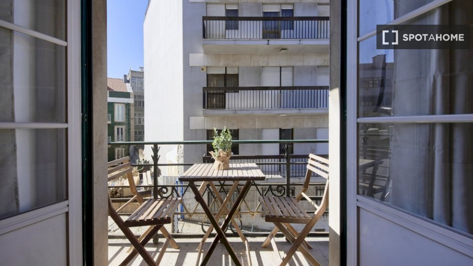 Double room Lisbon, 4 beds — photo 4