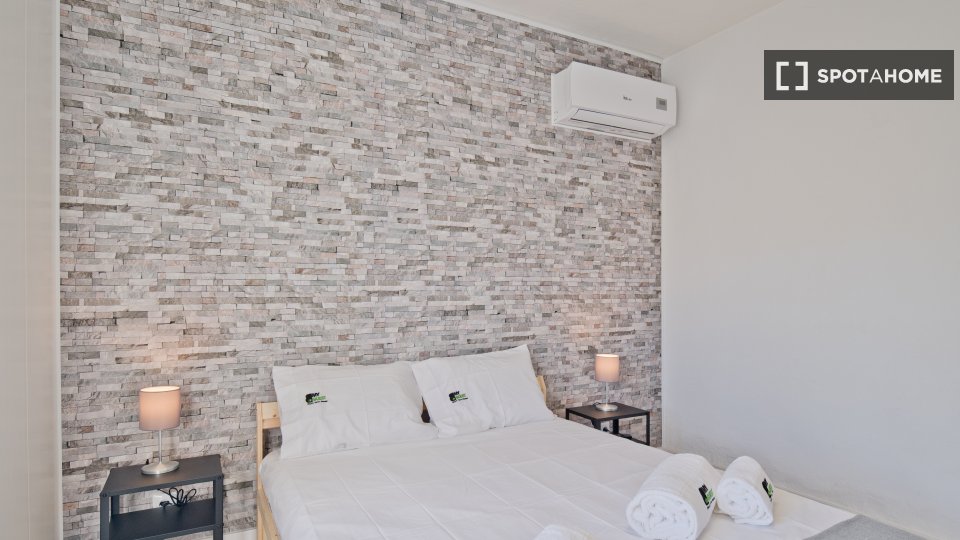 Apartment Lisbon, 2 beds, 50m² — photo 13