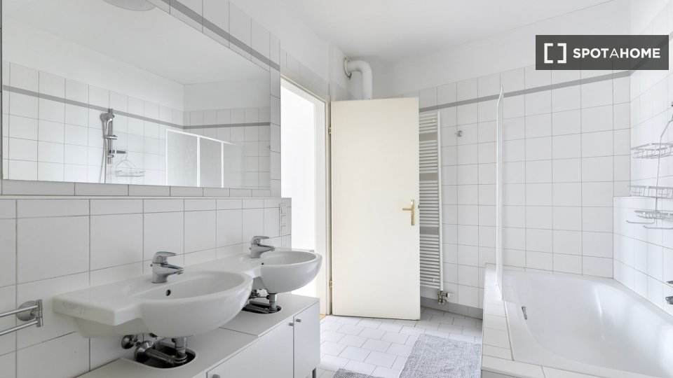 Apartment Vienna, 1 bed, 92m² — photo 8