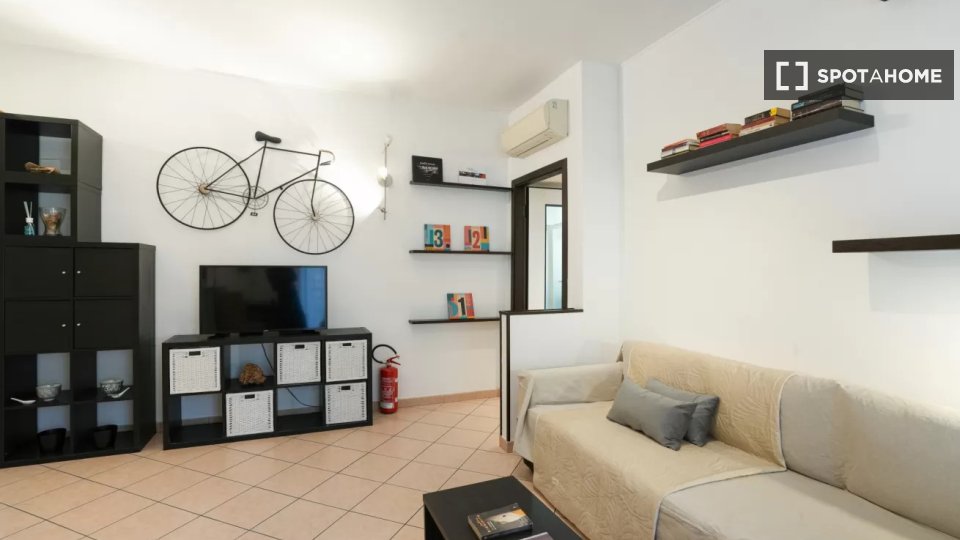 Apartment Milan, 1 bed — photo 11