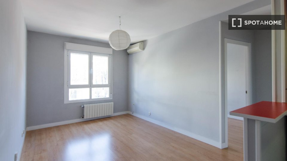 Double room Madrid, 6 beds — photo 14