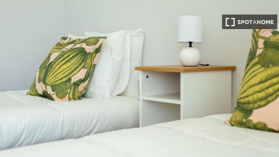 Apartment Lisbon, 5 beds — photo 8