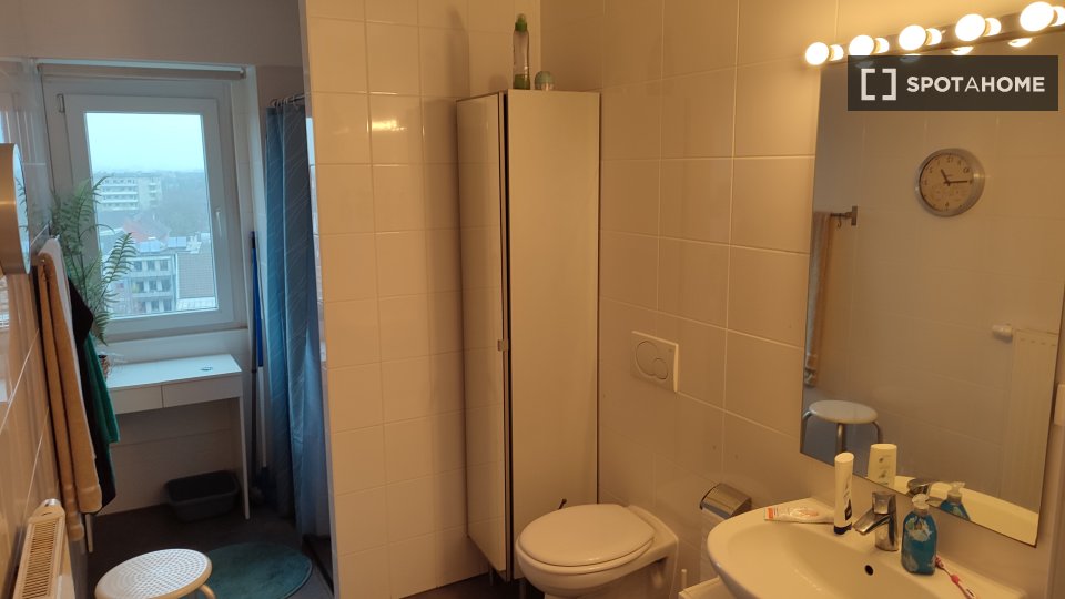 Double room Hamburg, 3 beds, 144m² — photo 6