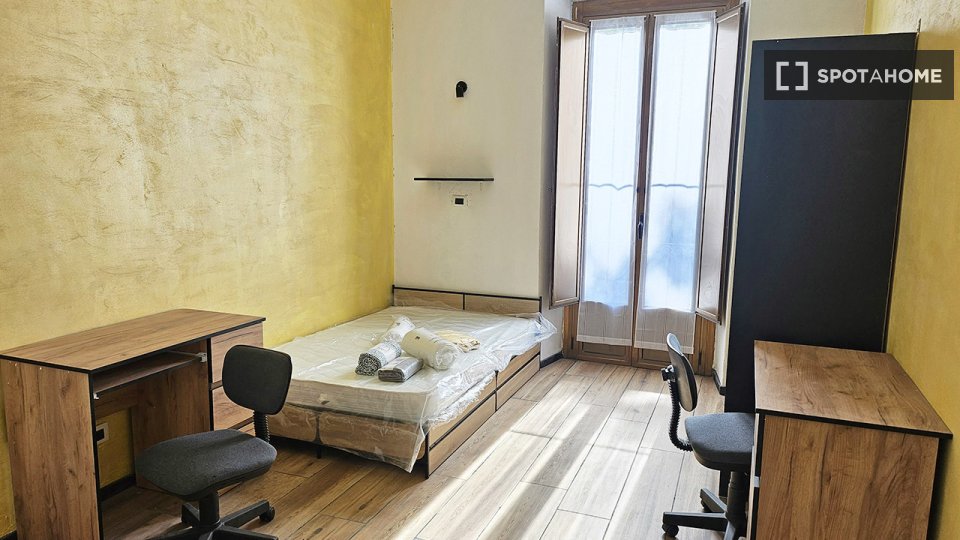 Double room Turin, 3 beds, 75m² — photo 7