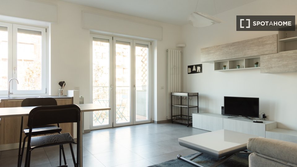 Apartment Milan, 1 bed — photo 4