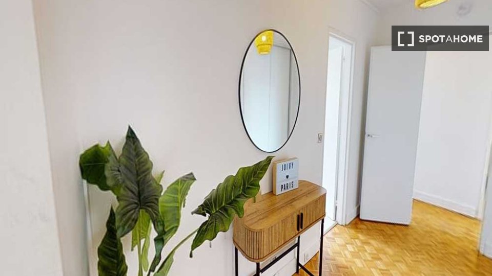 Double room Paris, 5 beds, 110m² — photo 5