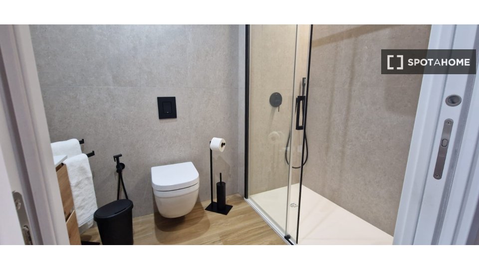 Apartment mono Lisbon, 54m² — photo 30