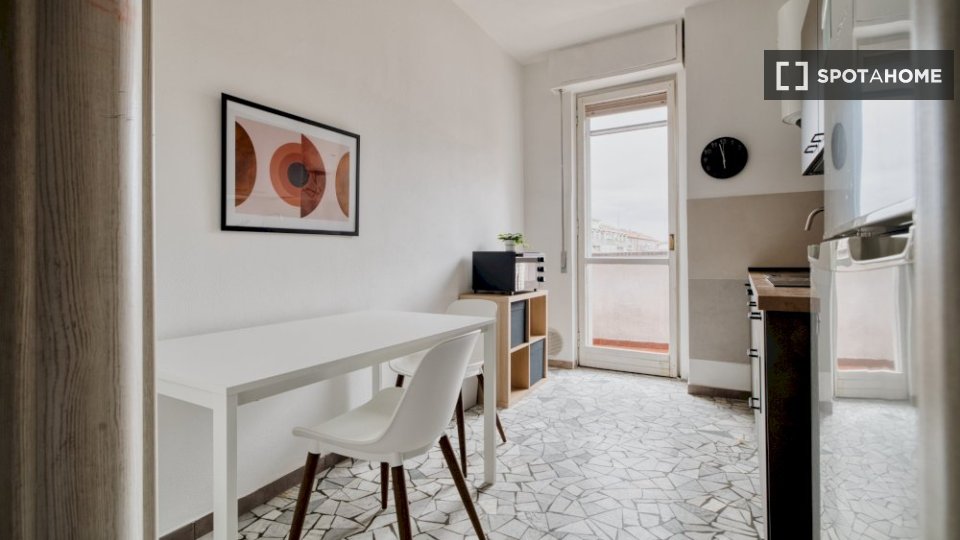 Double room Milan, 2 beds — photo 16