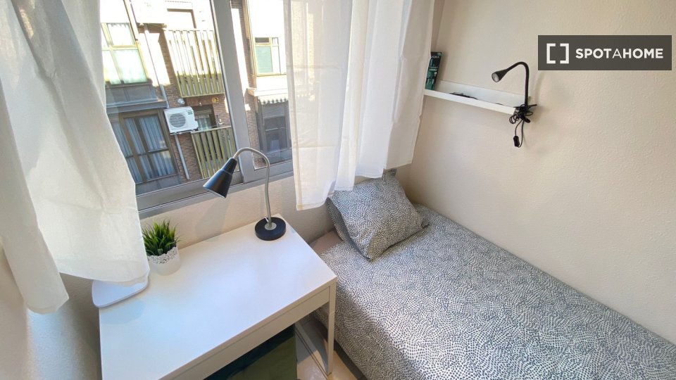 Camera doppia Madrid, 4 camere — foto 4