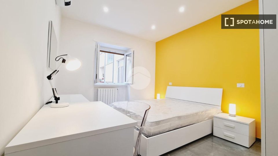 Double room Rome, 3 beds, 86m² — photo 12