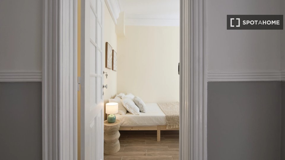 Double room Lisbon, 10 beds — photo 4