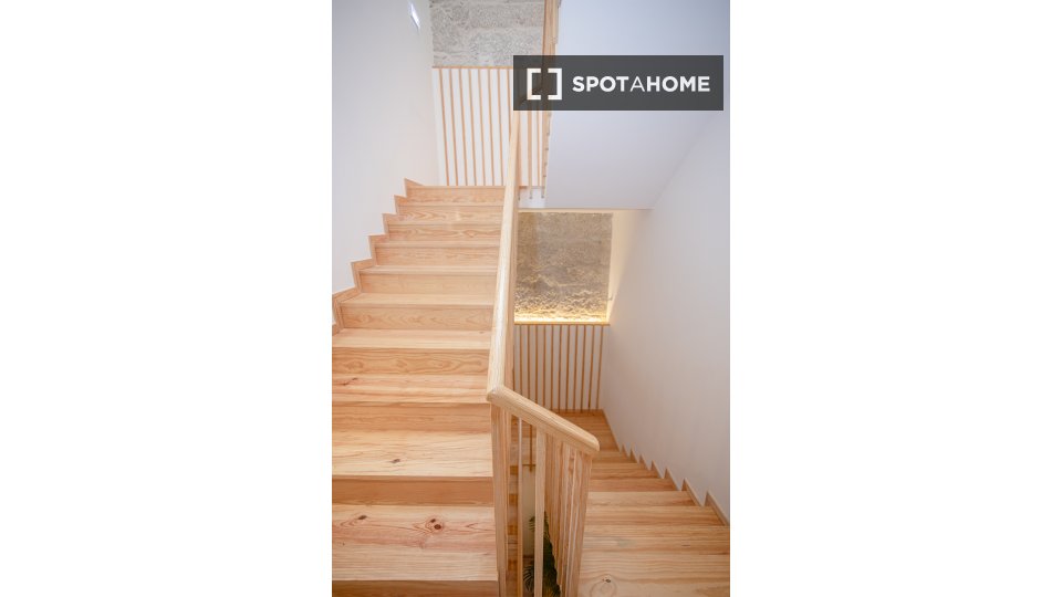 Apartment Porto, 1 bed, 52m² — photo 11