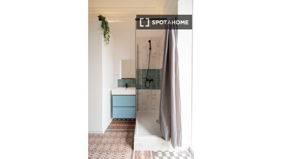 Double room Barcelona, 9 beds, 200m² — photo 15