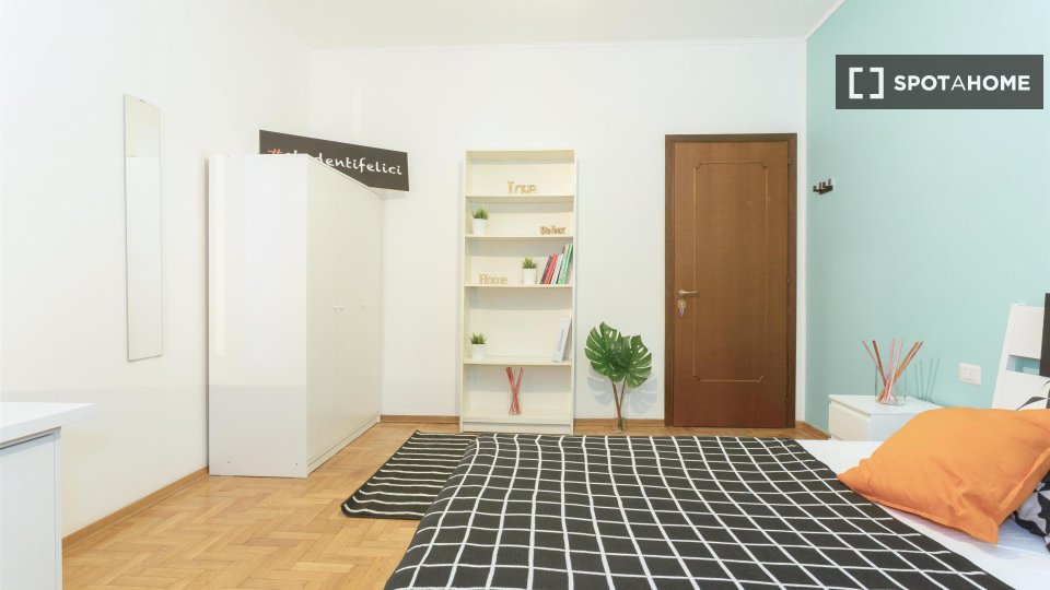 Double room Milan, 4 beds — photo 19