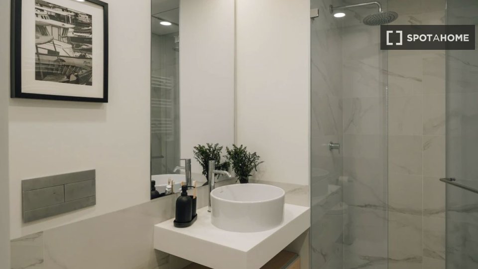 Apartment Lisbon, 2 beds — photo 5