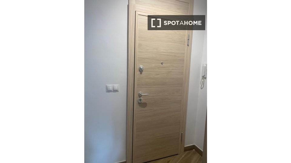 Apartment Valencia, 4 beds, 100m² — photo 6