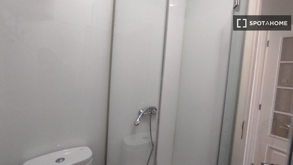 Double room Porto, 4 beds, 100m² — photo 6