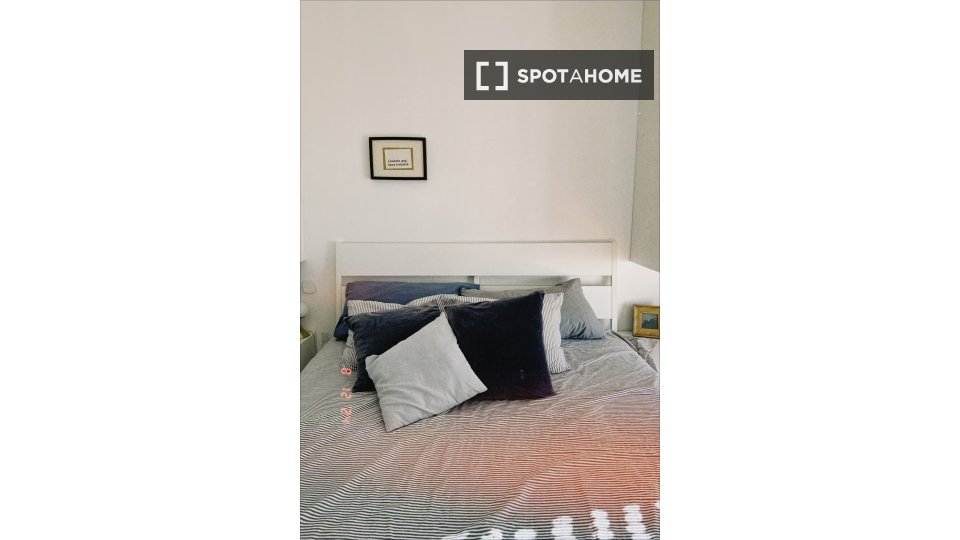 Double room Lisbon, 2 beds — photo 4