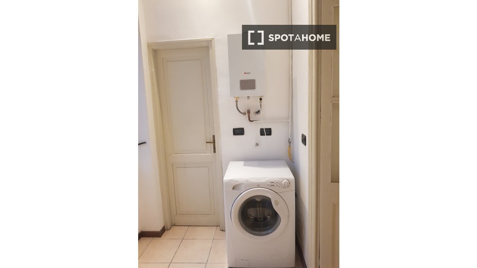 Double room Turin, 5 beds, 122m² — photo 10