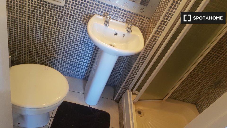 Double room Dublin, 7 beds, 25m² — photo 15