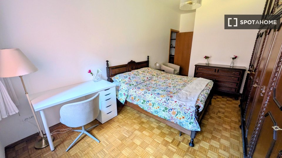 Double room Milan, 2 beds, 70m² — photo 5