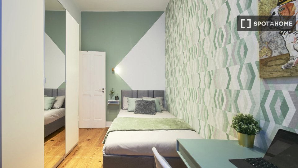 Double room Lisbon, 7 beds — photo 3