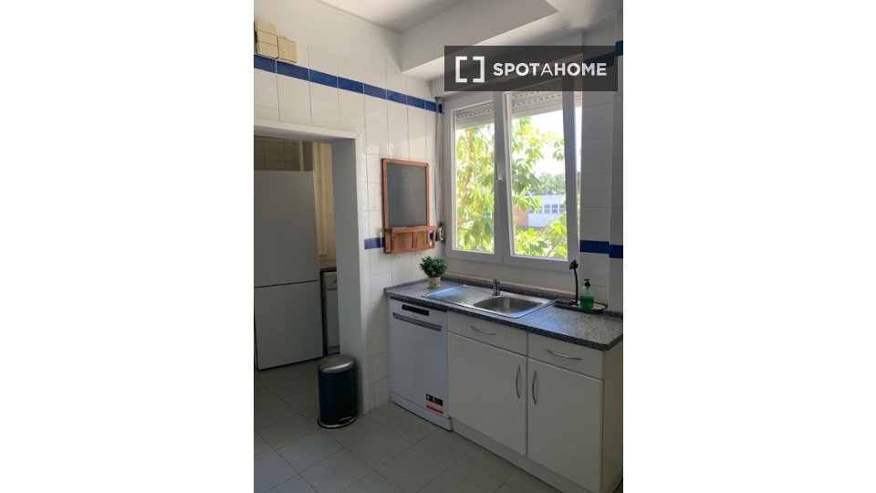 Double room Lisbon, 6 beds — photo 1