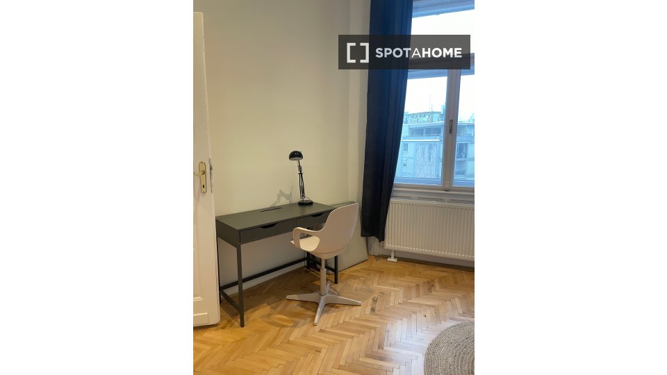 Apartment Budapest, 3 beds, 96m² — photo 45
