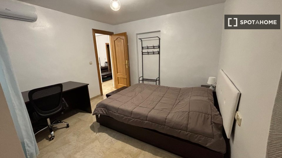 Double room Almeria, 5 beds — photo 5