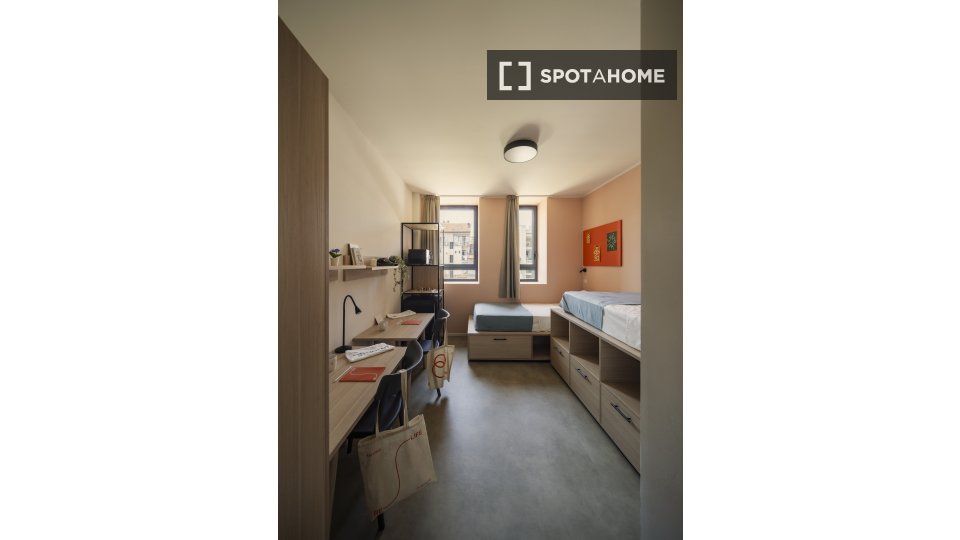 Double room Turin, 2 beds — photo 3