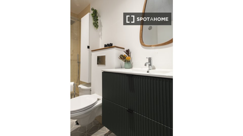 Apartment Lisbon, 1 bed, 42m² — photo 57
